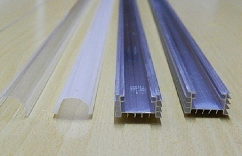 Imagem 3 de 3 de Calha Perfil De Aluminio P/ Barra De Led. Transpar / Leitoso