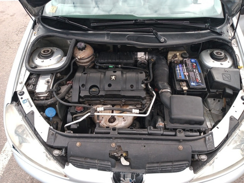 Peugeot 206 1.6 Xr Premium