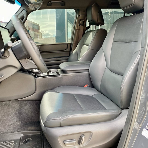 Toyota Land Cruiser Prado Vx 4x4 2025