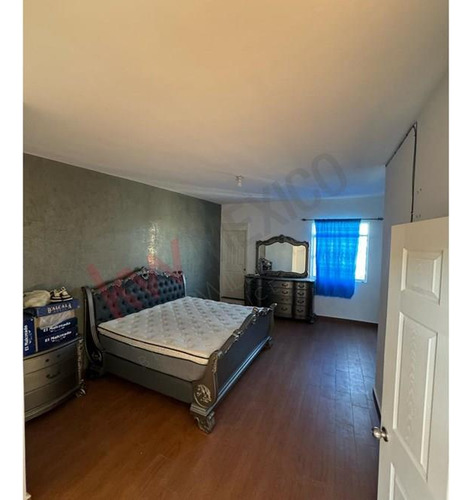 Casa En Venta De 3 Habitaciones Con Amplios Espacios