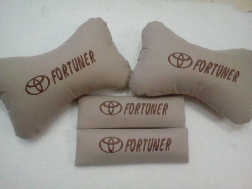 Kit Combo Bandanas Y Almohadas Para Carros Toyota