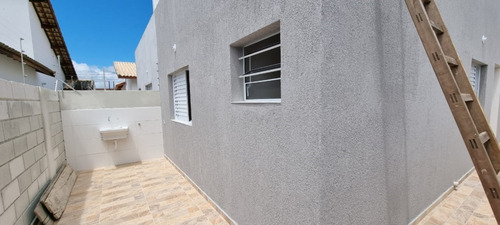 Imagem 5 de 15 de Casa Com Piscina Com Cascata, À 1.300 Metros Do Mar, No Bairro Cibratel 2 Em Itanhaém, Com Cerca Elétrica, Churrasqueira, Lavandeira