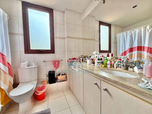 Preciosa Casa En Condominio, San Carlos De Apoquindo