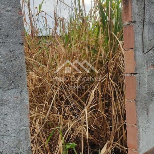 Vendo Duas Casas Mais Um Terreno Ao Lado