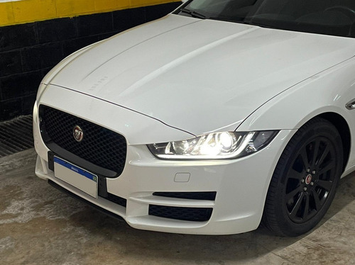 Imagem 7 de 24 de Jaguar Xe Pure