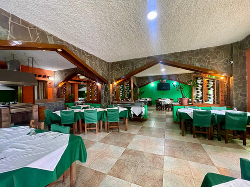 Venta Fondo De Comercio De Amplio Y Emblematico Restaurante En Los Altos Mirandinos Carrizal Rz