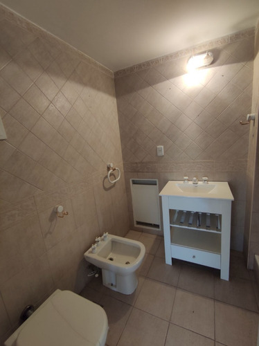 Imagen 9 de 11 de Departamento 4 Ambientes Con Cochera-10º Piso- Excelente Ubicacion!