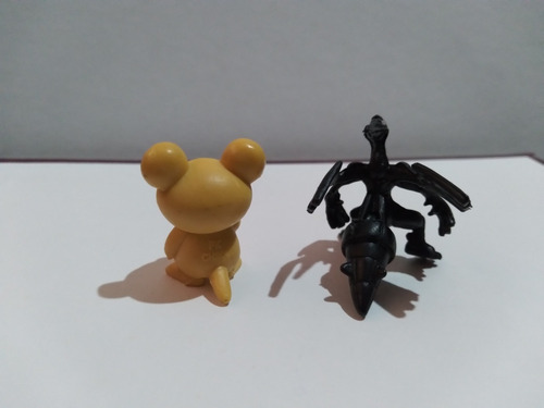 Pokémon - Miniatura De Teddiursa E Zekrom (Usado)