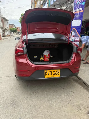 Chevrolet Onix 1.0T Premier Sedan At