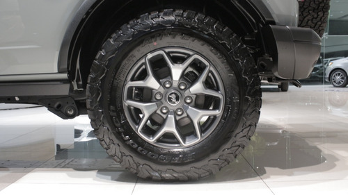 Ford Bronco 2.7 Badlands 5p At