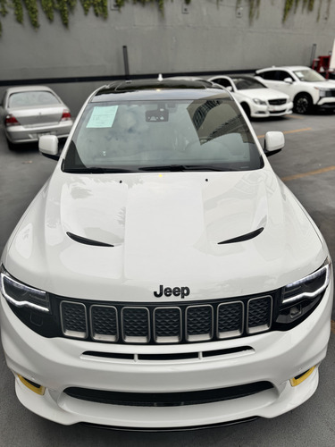 Jeep Grand Cherokee Trackhawk Hellcat