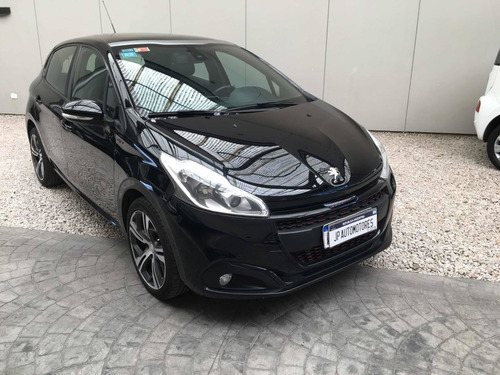 Imagen 2 de 10 de Peugeot 208 2017 1.6 Gt Thp