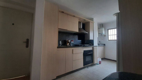Imagen 10 de 13 de 141284 Cómodo Y Amplio Apartamento En Venta En Las Quintas Naguanagua - Carmen María González 0412.4359728