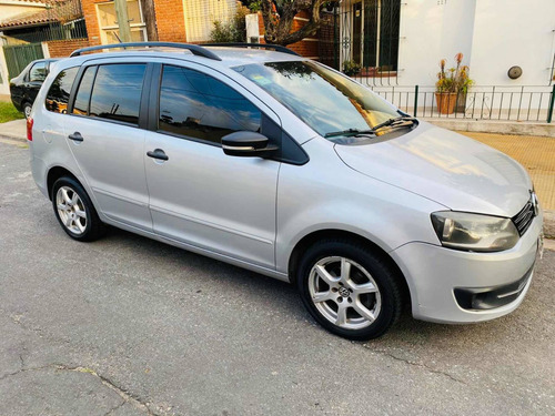 Volkswagen Suran 1.6 Trendline 11b 2012