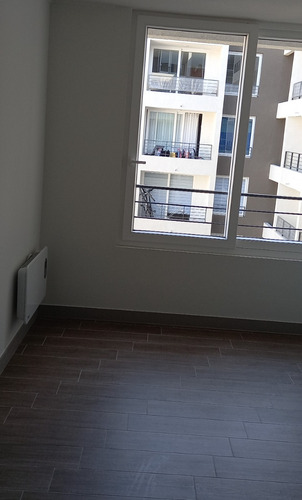 Se Arrienda Dpto 2d 1est 1bod Blanco Encalada Santiago