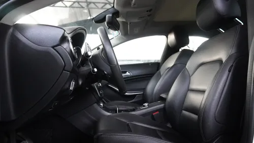 Mercedes-Benz Clase CLA 1.6 200 Cgi Sport At