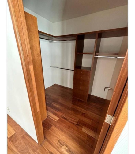 Departamento En Venta En Hacienda Del Ciervo ¡de Remate
