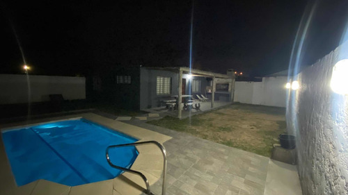 Imagen 9 de 23 de Alquilo Casa Con Piscina Climatizada $4.500 X Día