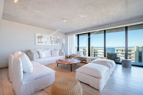 Surfside - 3 Suite + Den