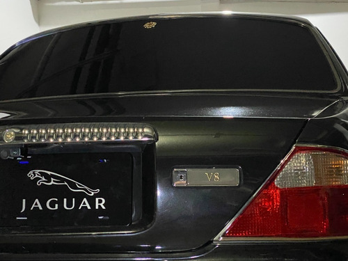 Imagem 9 de 15 de Jaguar Daimler, O Carro Da Família Real Britânica, Ano 1997