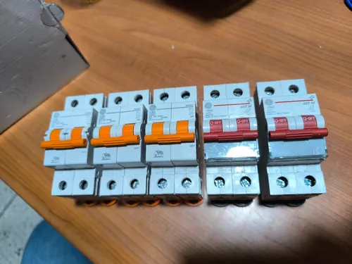 Breaker Magnetotermico 2x20 Ge