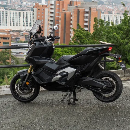 Honda X Adv