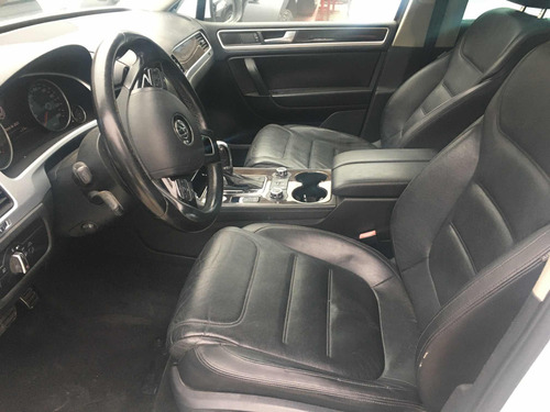 Volkswagen Touareg 3.0 Hibrido V6 T Y 24 Volt At
