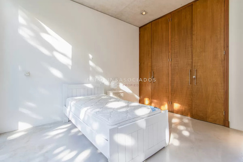 Casa En Venta De 4 Dormitorios En Barrio Privado, Laguna Blanca-punta Del Este.