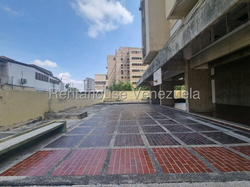 Erika Armeya Vende, Apartamento En La Urbanizacion Nueva Segovia De Barquisimeto. Flex: 25-18090