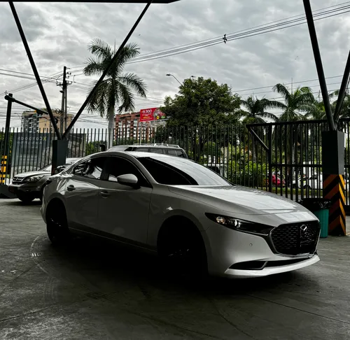 Mazda 3 2.0 Touring At Hibrido Ligero - Mhev