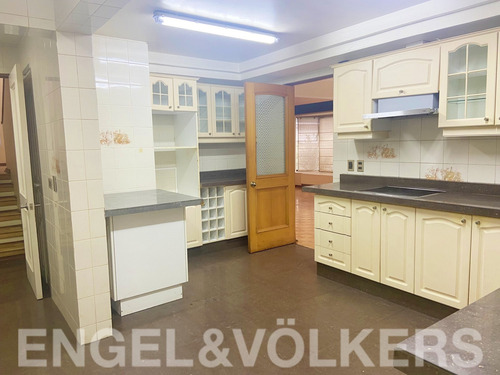 Imagen 3 de 5 de Casa Comercial