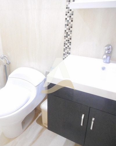 En Venta Apto. Res. Costa Guaica La Costanera Lecheria