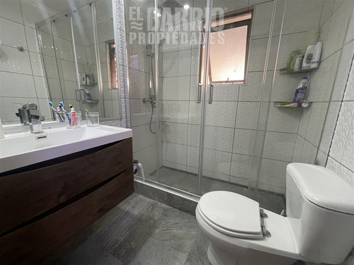 Casa En Venta De 3 Dorm. En Chicureo