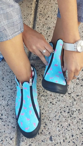 Imagen 5 de 10 de Zapatillas Te Para Tres De Diseño Con Cierre Antideslizante