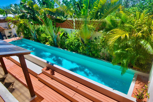 2 Casas Por El Precio De Una! Villa De 7 Recamaras Con 2 Albercas Lock-off Amueblada
