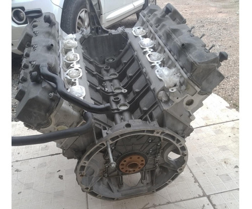 Imagem 8 de 9 de Motor Parcial Mercedes R500 V8 2007