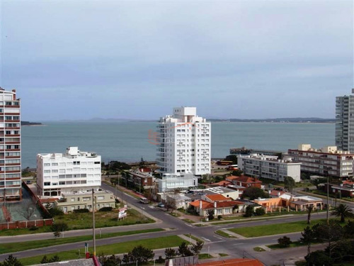 Imagen 6 de 30 de Apartamento En Punta Del Este , Brava