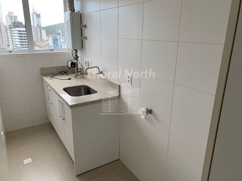 Imagem 11 de 15 de Apartamento Amplo Com 03 Suítes No Bairro Fazenda - 2497_1