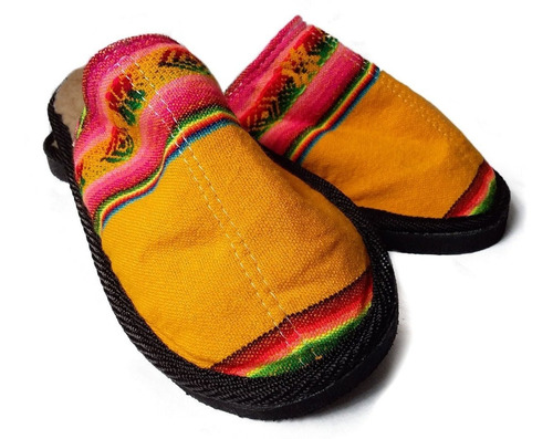 Pantuflas Aguayo Y Corderito - Tierra Adentro Artesanal