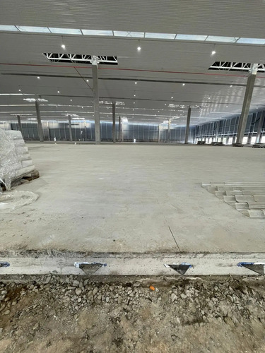 Arriendo De Bodega  5000 M² En Condominio En San Bernardo