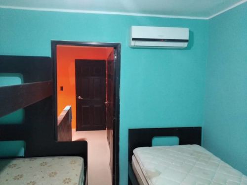 Imagen 6 de 8 de Venta De Town House Ciudad Real Barcelona