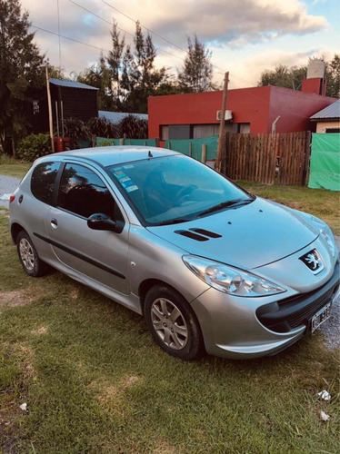 Peugeot 207 1.4 Xr 2010