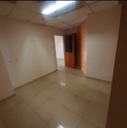 Imagen 6 de 25 de Yosmar & Fernando Venden Edificio Comercial En Urb. Alegria. Lemed - 008 Solo Clientes