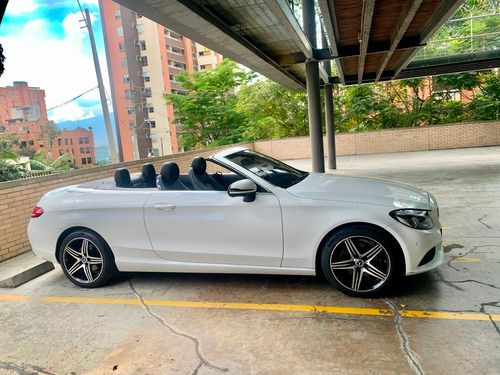 Mercedes Benz C200 Cabriolet 2018! Como Nuevo!