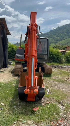 Excavadora Hitachi 100-5 Modelo 2000