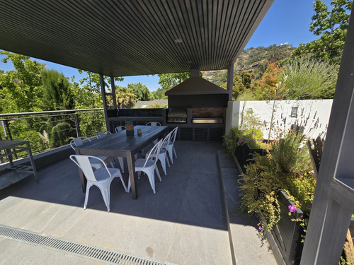 Espectacular Casa/condominio El Arrayan