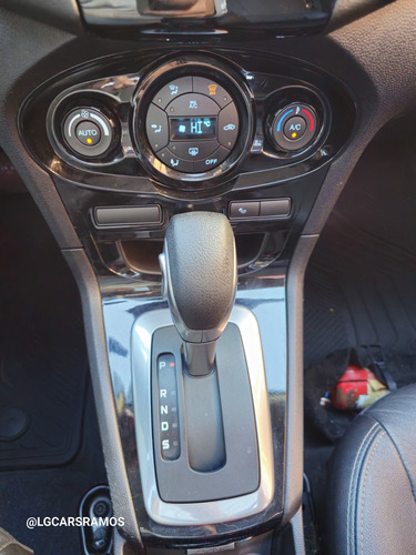 Ford Fiesta Kinetic 1.6 Titanium Powershift 120cv