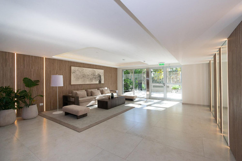 Venta Dos Ambi. Con Cochera Y Baulera En Devoto Milaires, Edificio Aires De Lapacho. Full Amenities