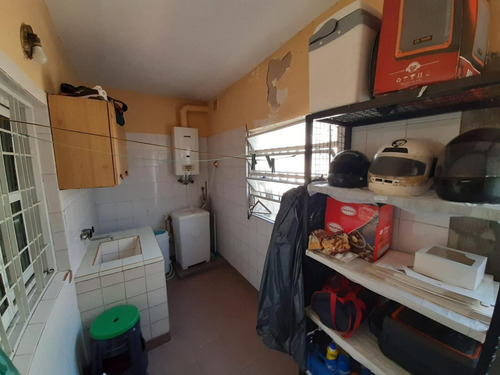 Imagen 3 de 19 de Casa De 3 Dormitorios - Barrio Triángulo