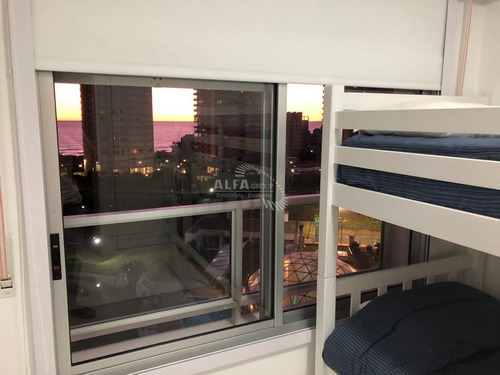 Imagen 13 de 21 de Departamento De 2 Dormitorios En Primera Linea De Playa Mansa - Punta Del Este Mansa